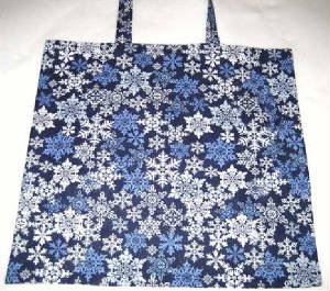 Eco-Totes/001SnowflakesShopToteSized.jpg