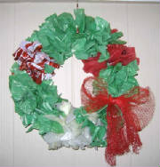 Holidays/001wreathplastic-sized.jpg