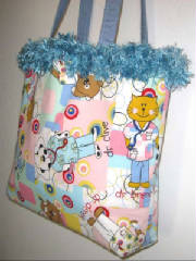 Medical/089MedTote236end-sized.jpg